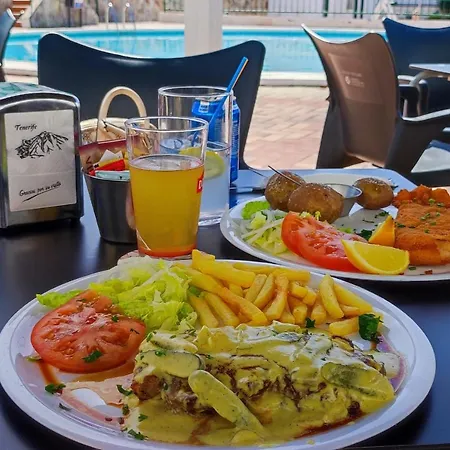 South Tenerife 2 Bedrooms With Sunny Terrace And Amazing Views To Teide And Pool *