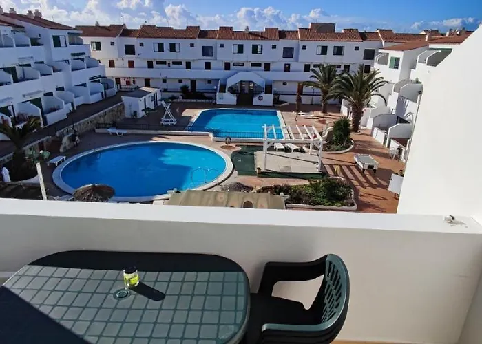 South Tenerife 2 Bedrooms With Sunny Terrace And Amazing Views To Teide And Pool Costa Del Silencio