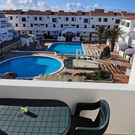 South Tenerife 2 Bedrooms With Sunny Terrace And Amazing Views To Teide And Pool 코스타델실렌시오
