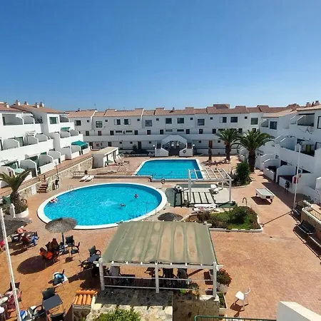 South Tenerife 2 Bedrooms With Sunny Terrace And Amazing Views To Teide And Pool 코스타델실렌시오