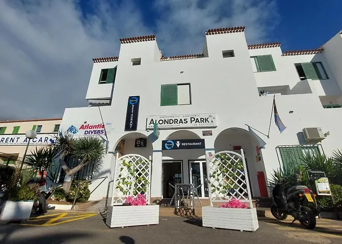 Lejlighed South Tenerife 2 Bedrooms With Sunny Terrace And Amazing Views To Teide And Pool